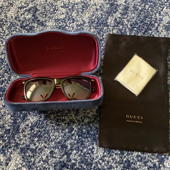 Gucci Sunglasses - Picture 1 of 7